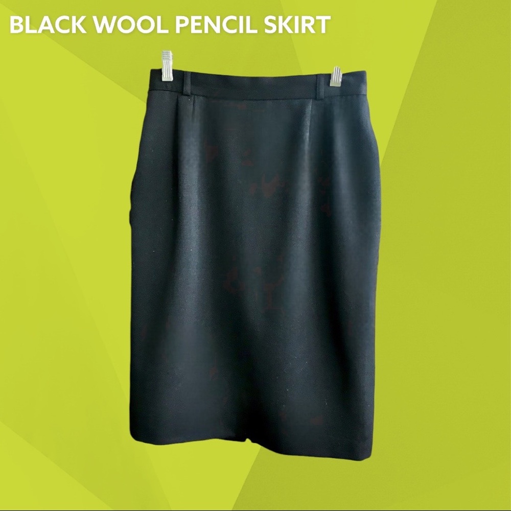 YVES ST LAURENT;  BLACK; 100% WOOL GABARDINE PENCIL SKIRT; Size 12/Waist 29”
